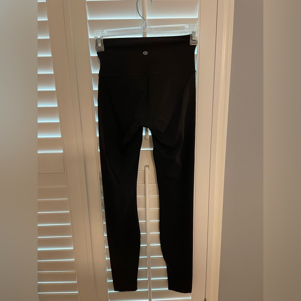 Lululemon black leggings